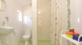 Гостевой дом Вилла ОРС Севастополь Двухместный номер «Комфорт» с 1 кроватью или 2 отдельными кроватями-3