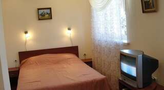 Гостевой дом Вилла ОРС Севастополь Полулюкс «Комфорт» с кухней-1