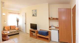 Гостевой дом Вилла ОРС Севастополь Двухместный номер «Комфорт» с 1 кроватью или 2 отдельными кроватями-2