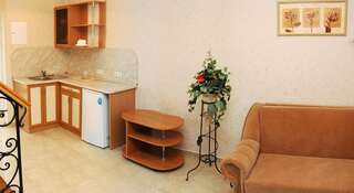 Гостевой дом Вилла ОРС Севастополь Двухуровневый номер-3