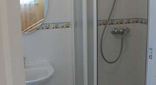 Гостевой дом Вилла ОРС Севастополь Полулюкс «Комфорт» с кухней-4